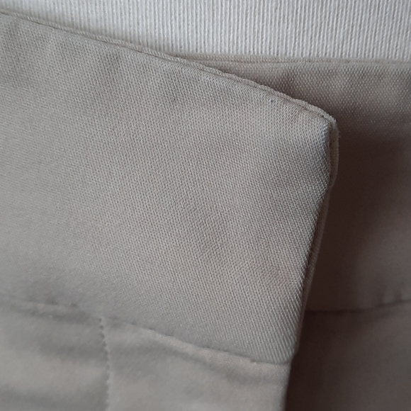 Alfred Sung beige cropped pants - Picture 4 of 5